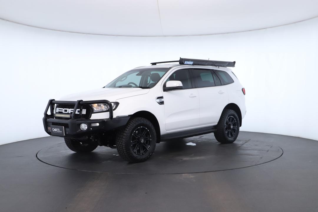 Exterior view frame 5