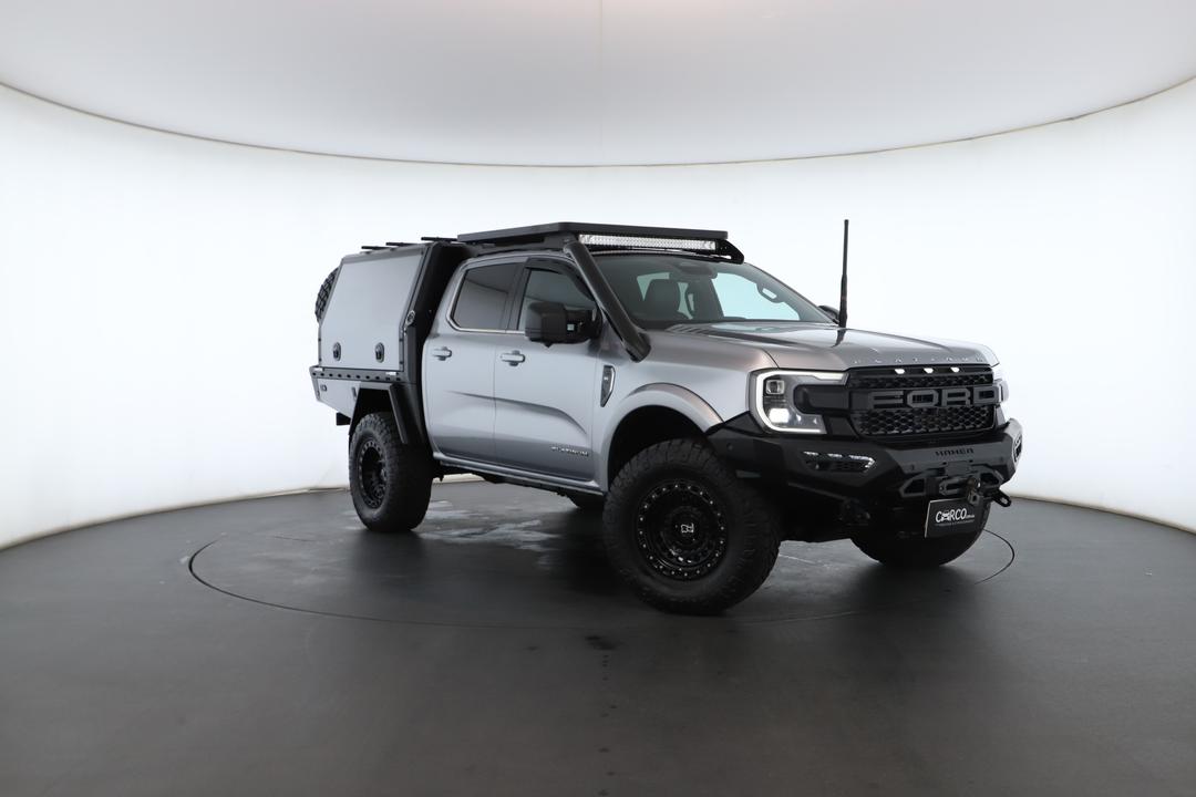 Exterior view frame 0