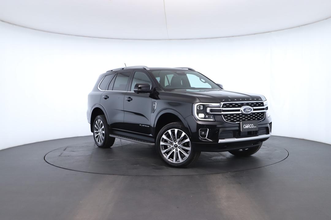 Exterior view frame 0