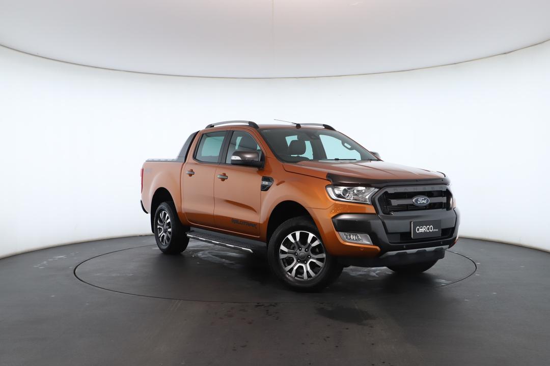 Exterior view frame 0