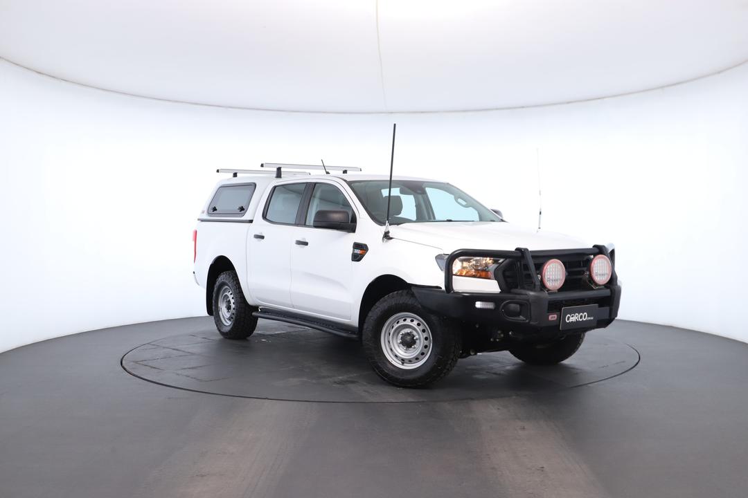 Exterior view frame 0