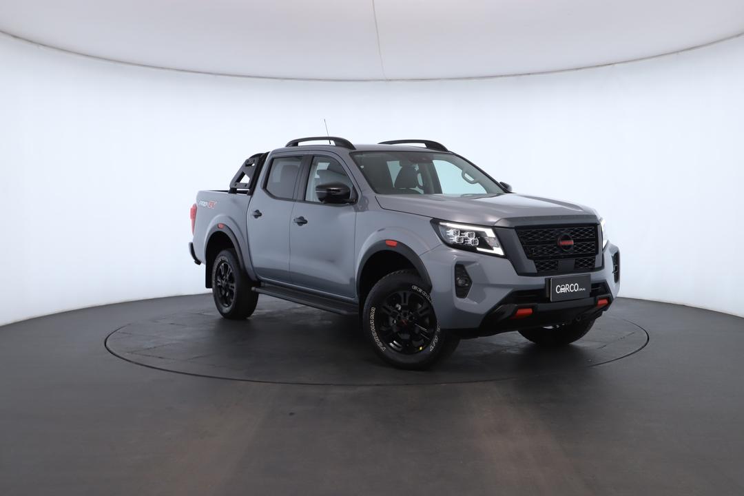 Exterior view frame 0