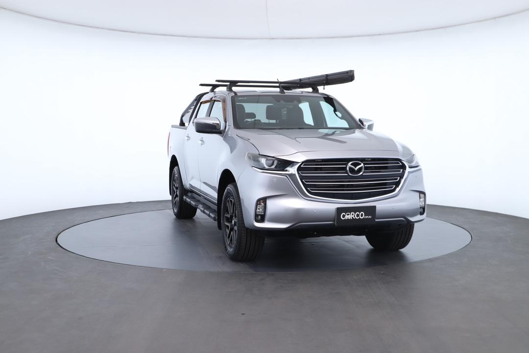 Exterior view frame 2