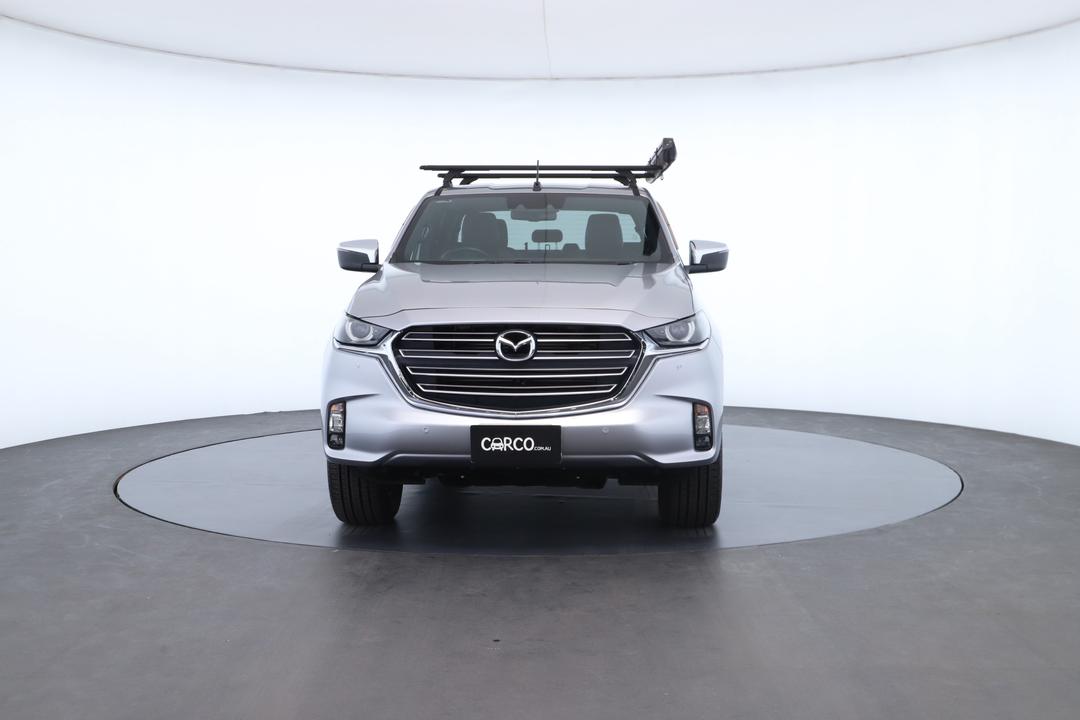 Exterior view frame 3