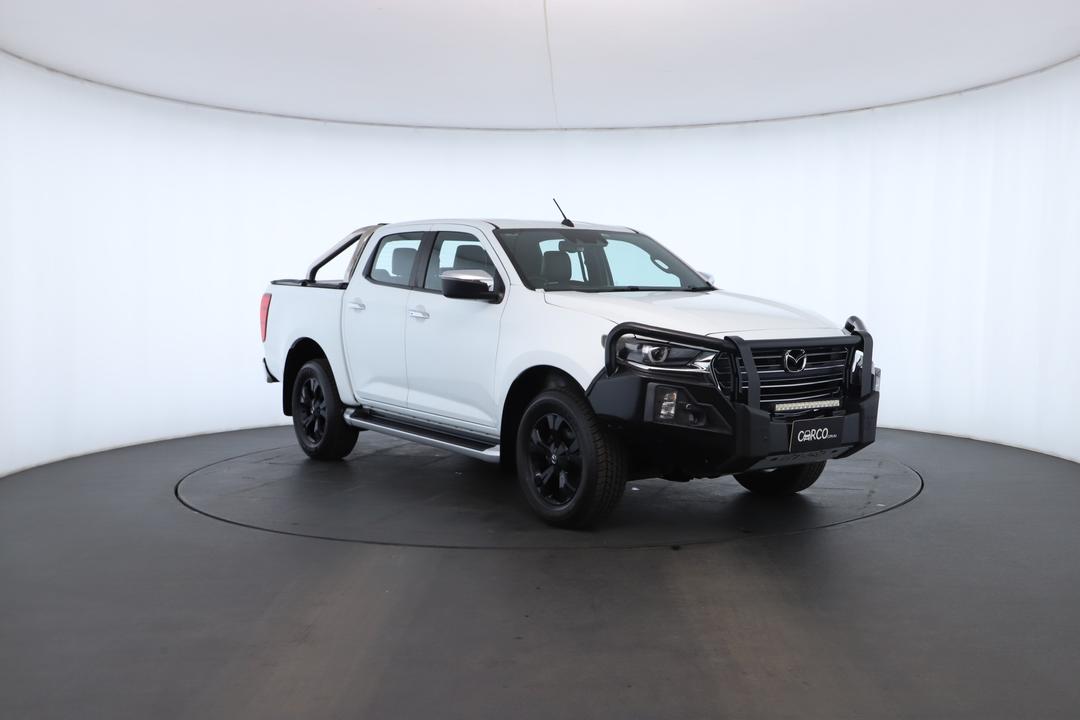 Exterior view frame 1