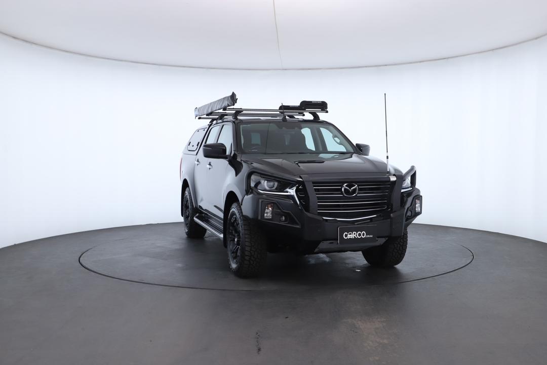 Exterior view frame 2