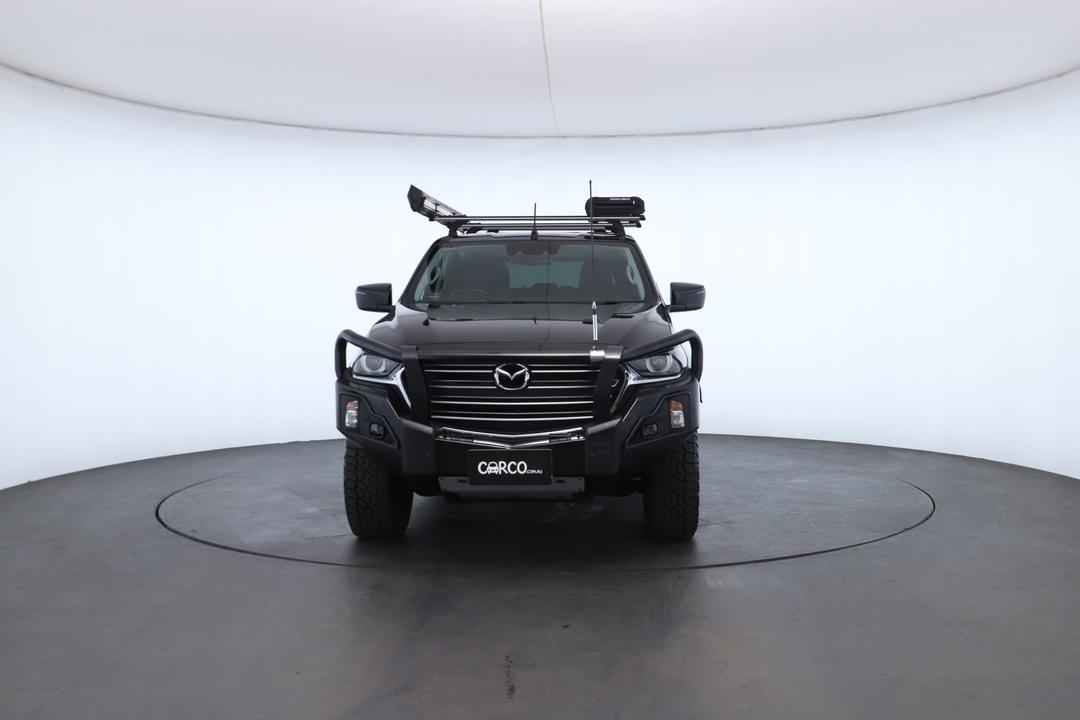 Exterior view frame 3