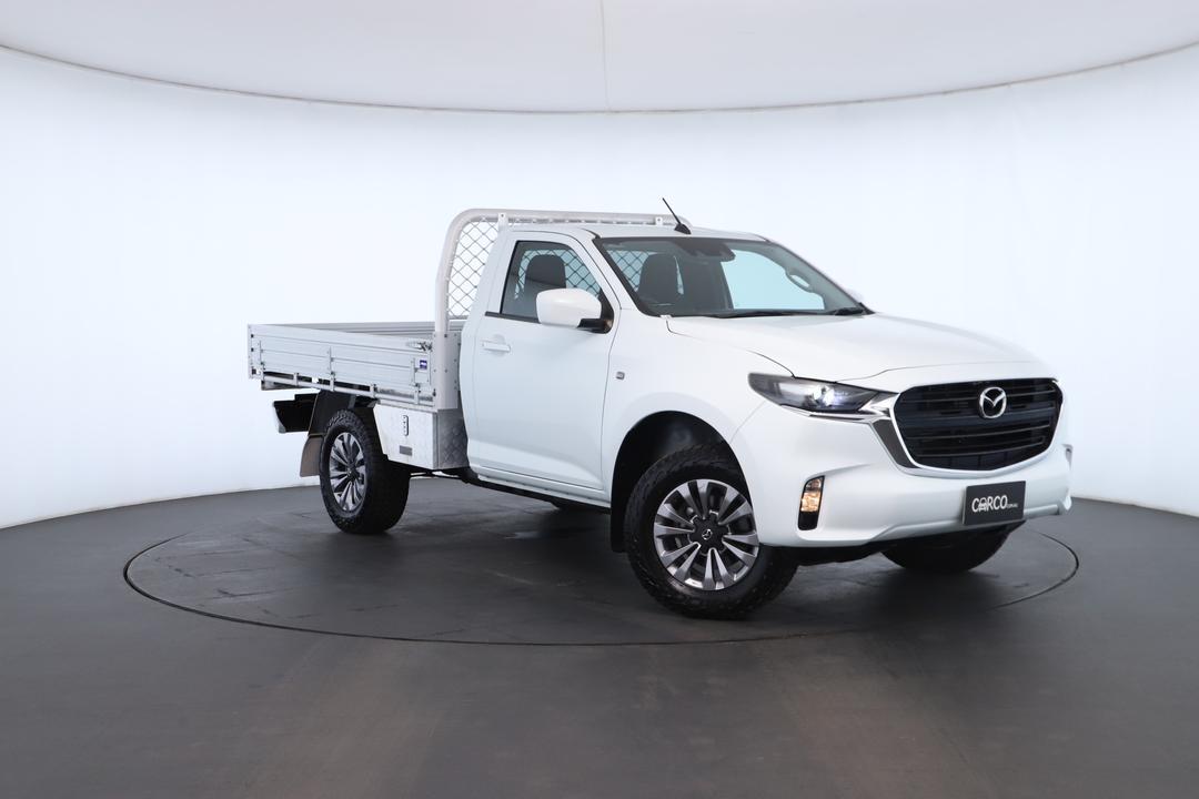 Exterior view frame 0