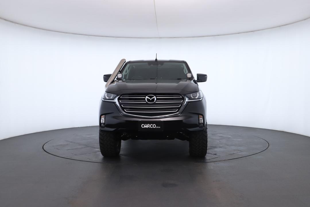 Exterior view frame 3