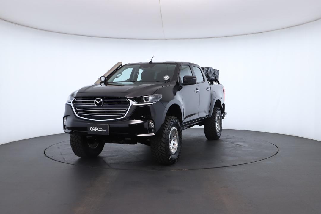 Exterior view frame 4