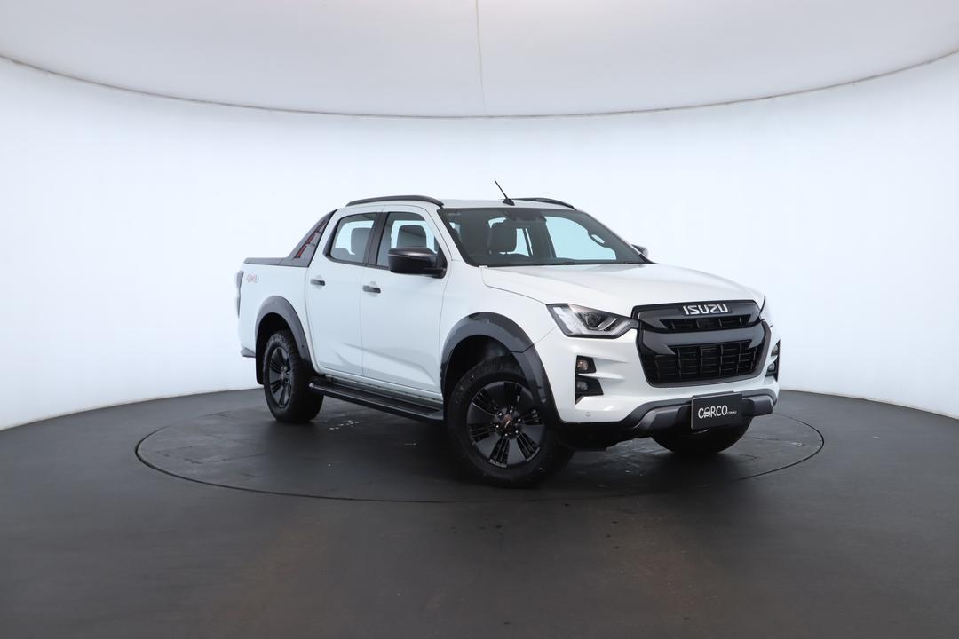 Exterior view frame 0