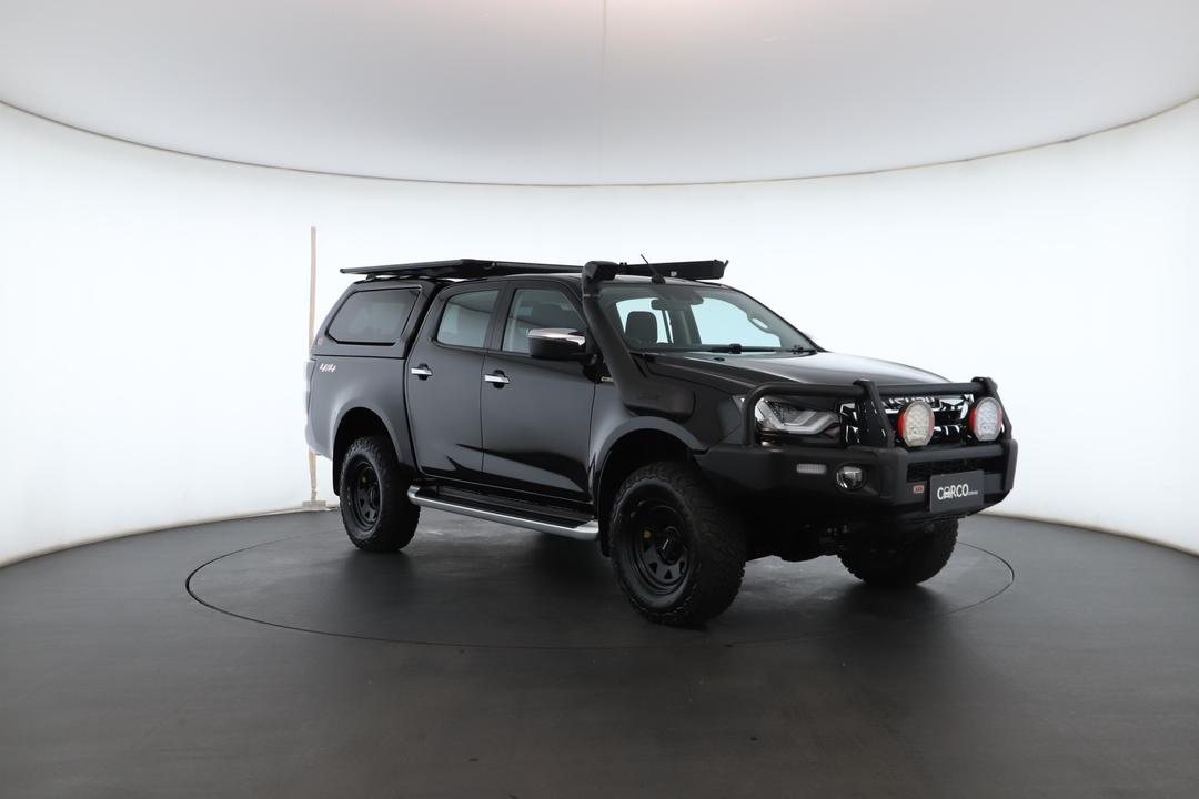 Exterior view frame 1