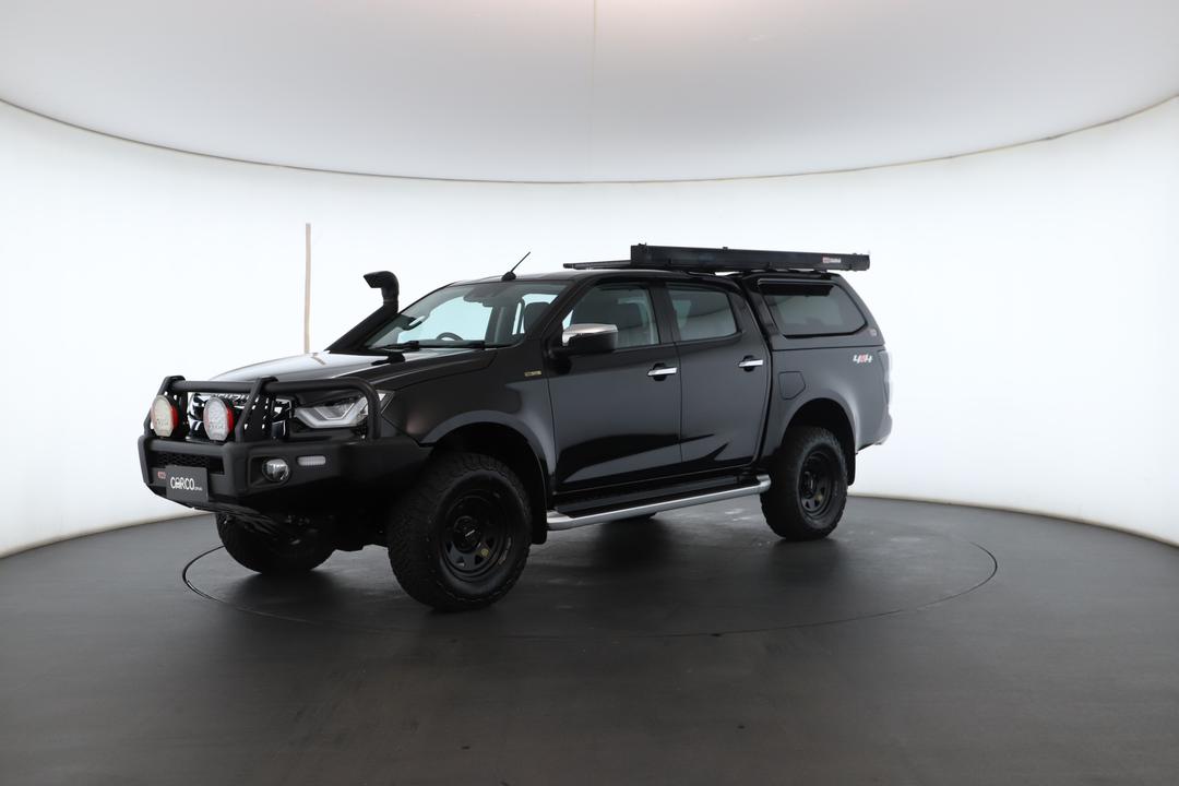 Exterior view frame 5