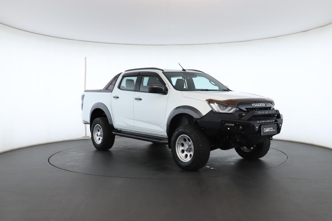 Exterior view frame 1