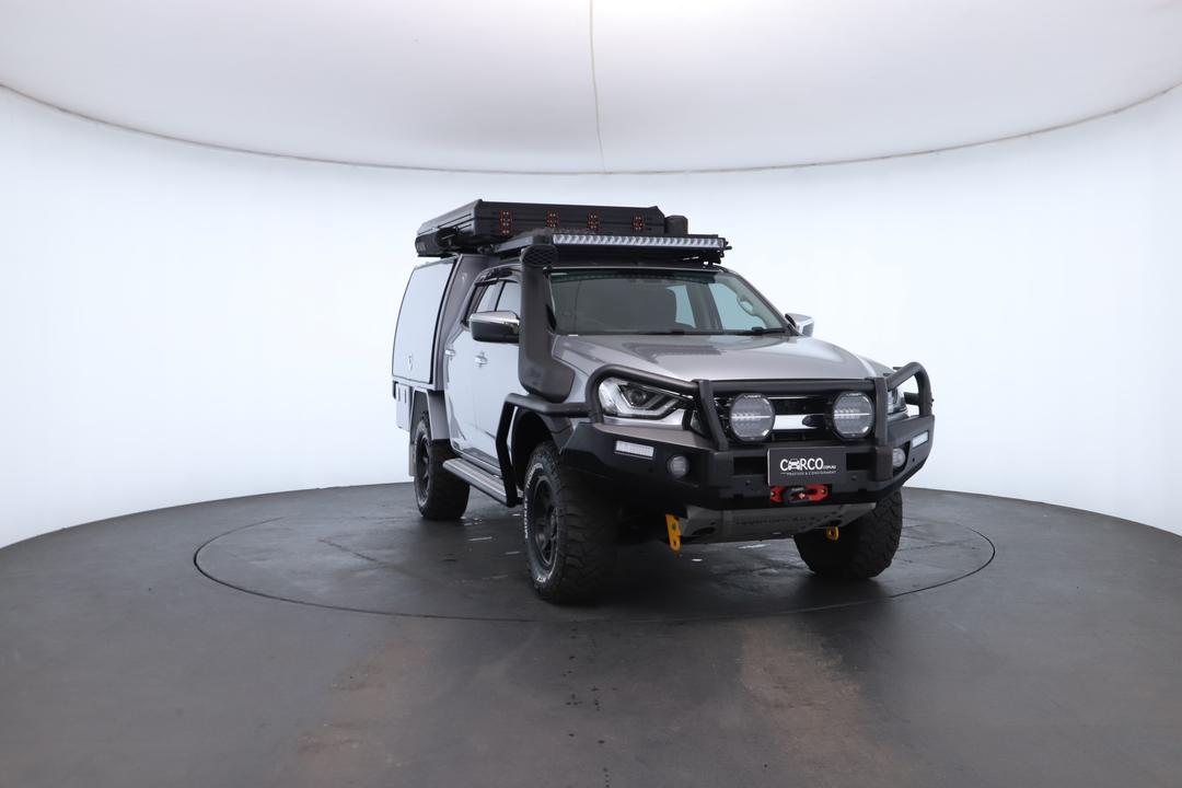 Exterior view frame 2