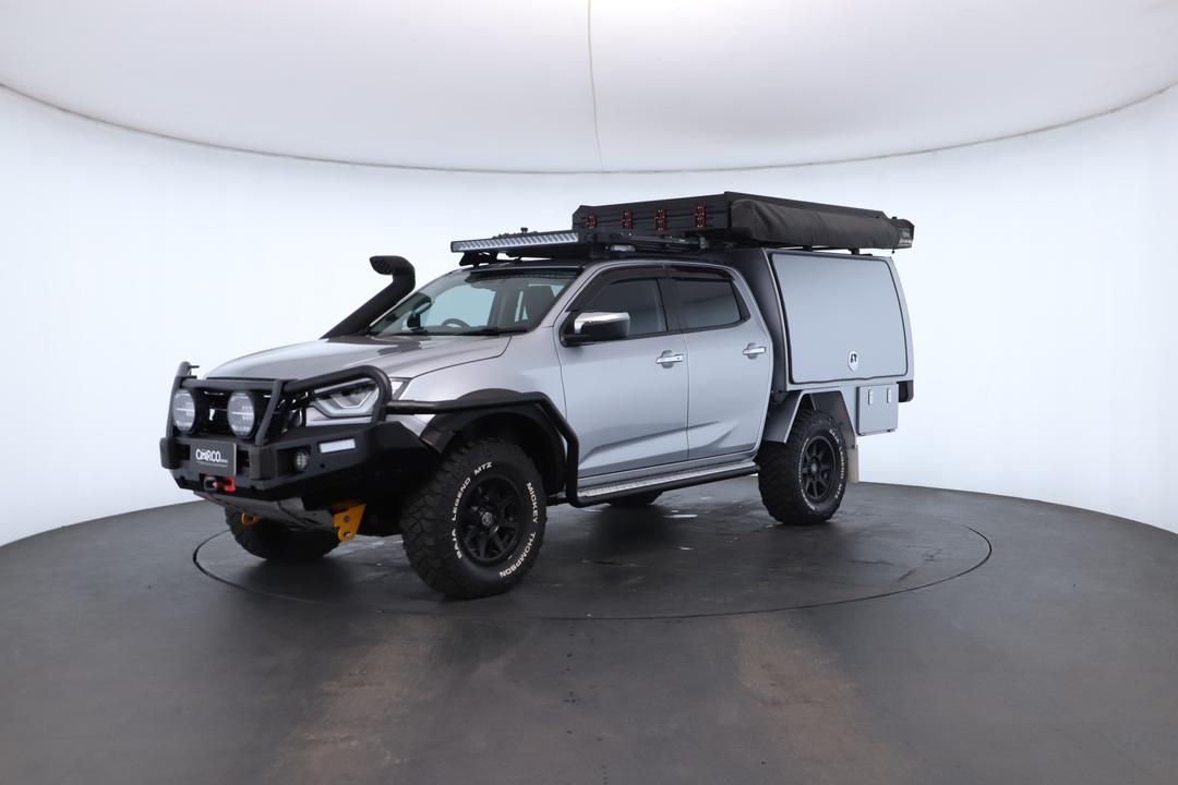 Exterior view frame 5