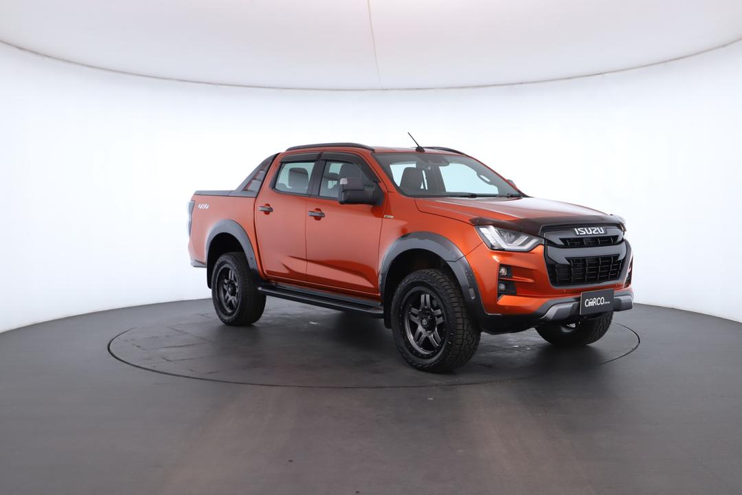 Exterior view frame 1