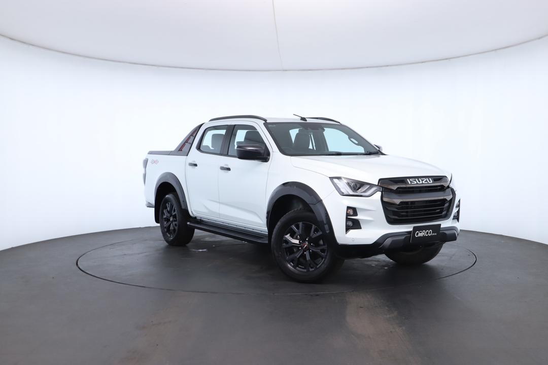 Exterior view frame 0