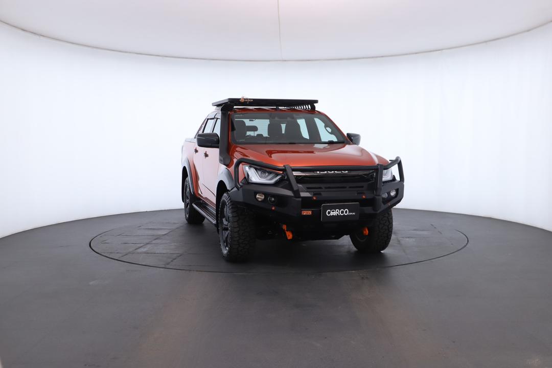 Exterior view frame 2