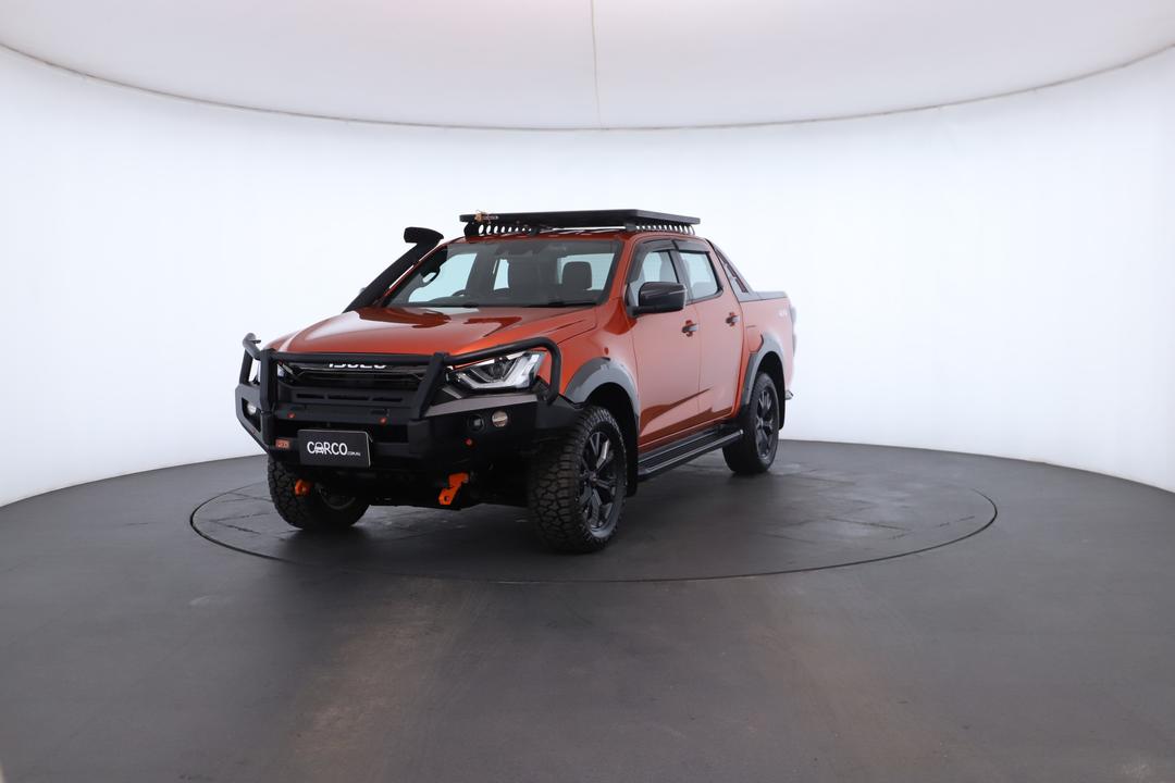 Exterior view frame 4