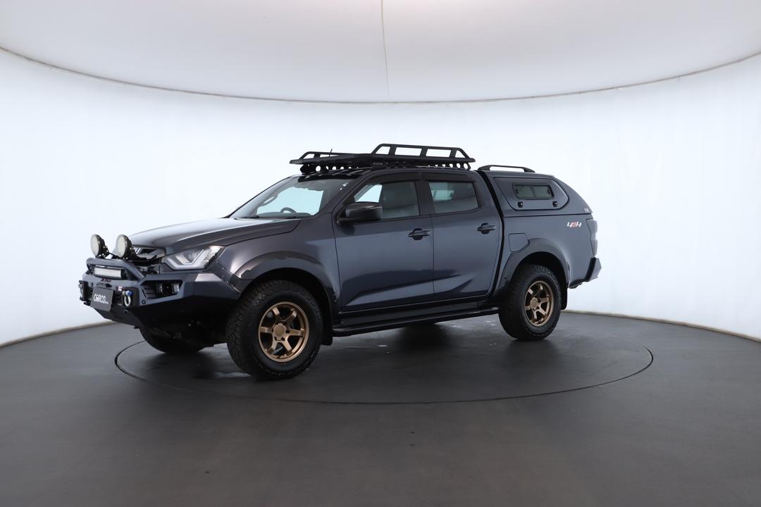 Exterior view frame 5