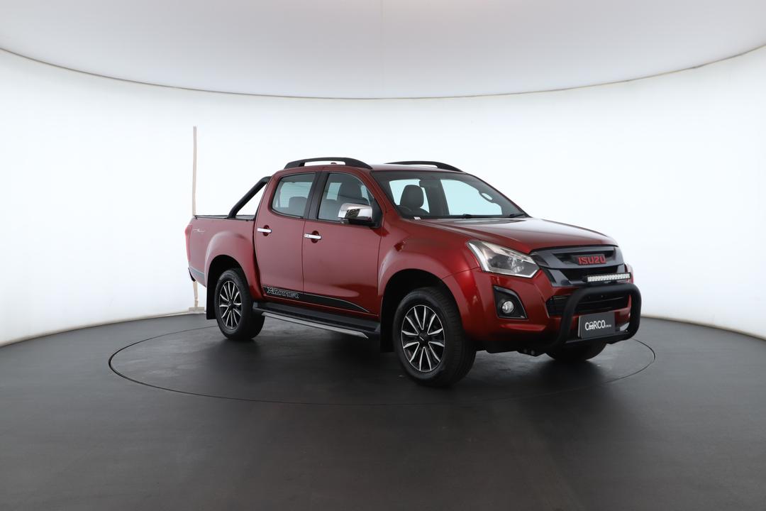 Exterior view frame 1