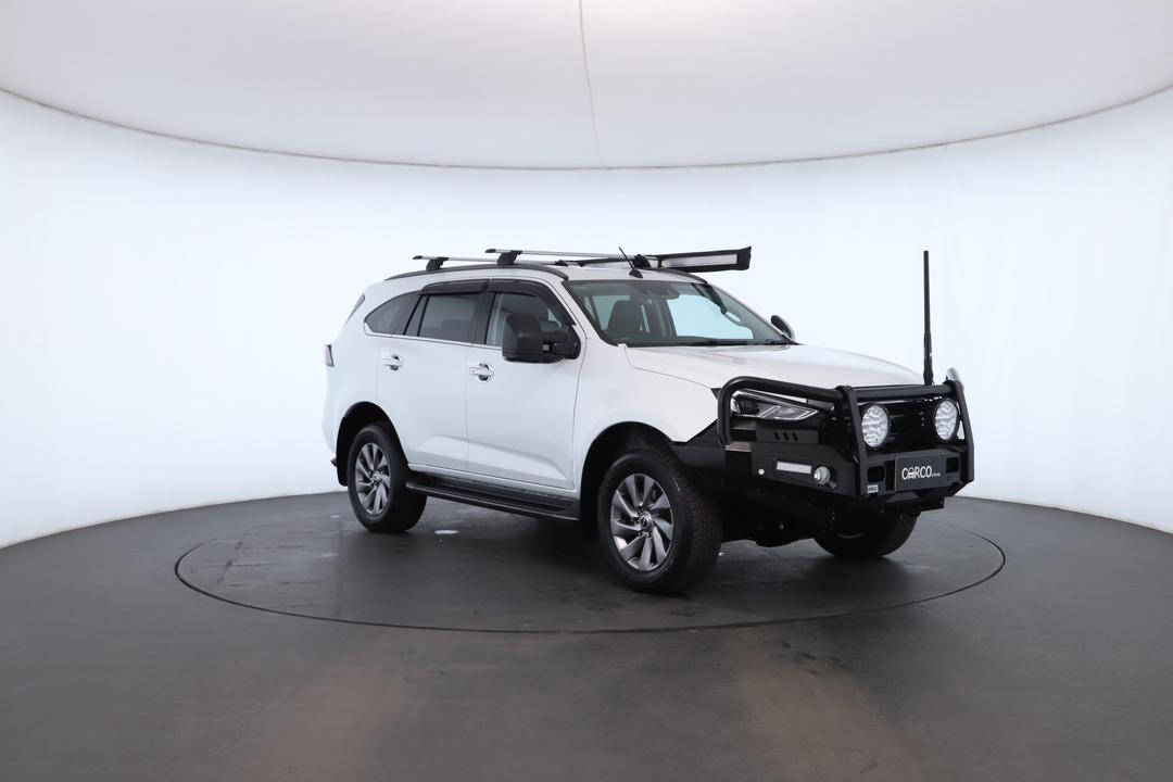 Exterior view frame 1