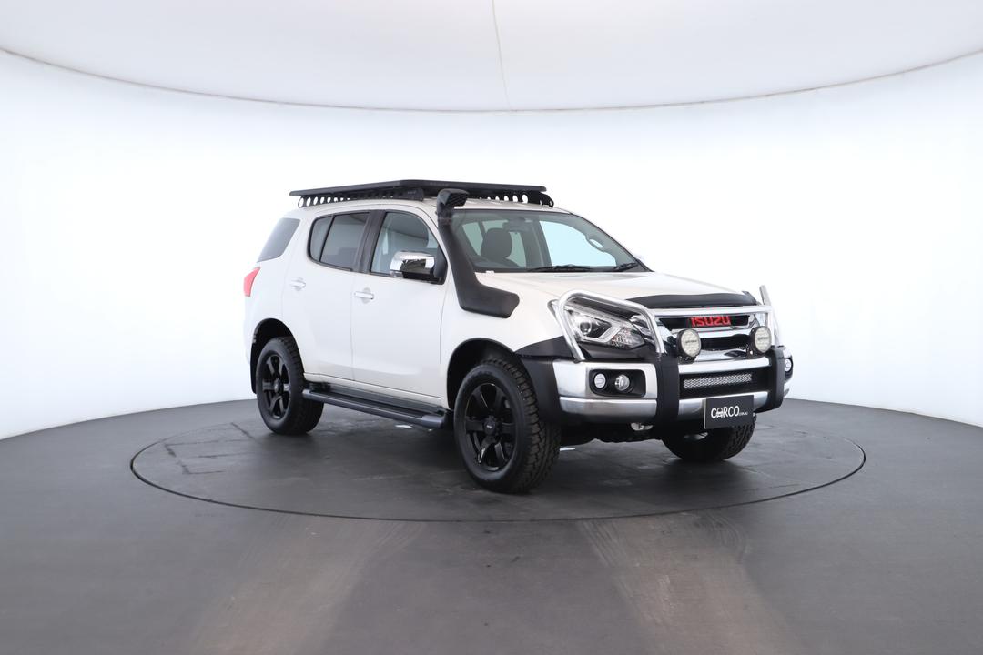 Exterior view frame 1