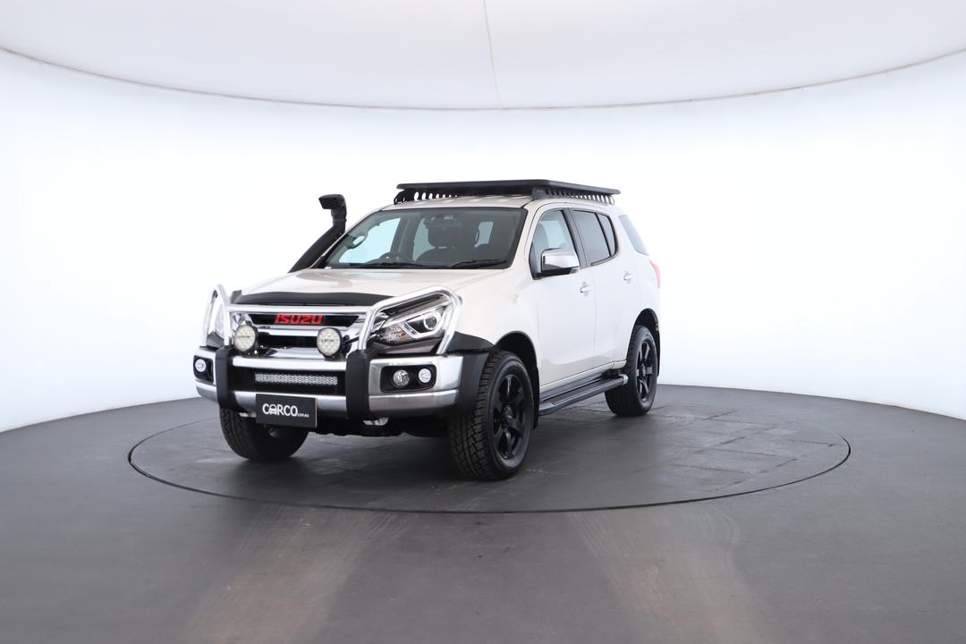 Exterior view frame 4