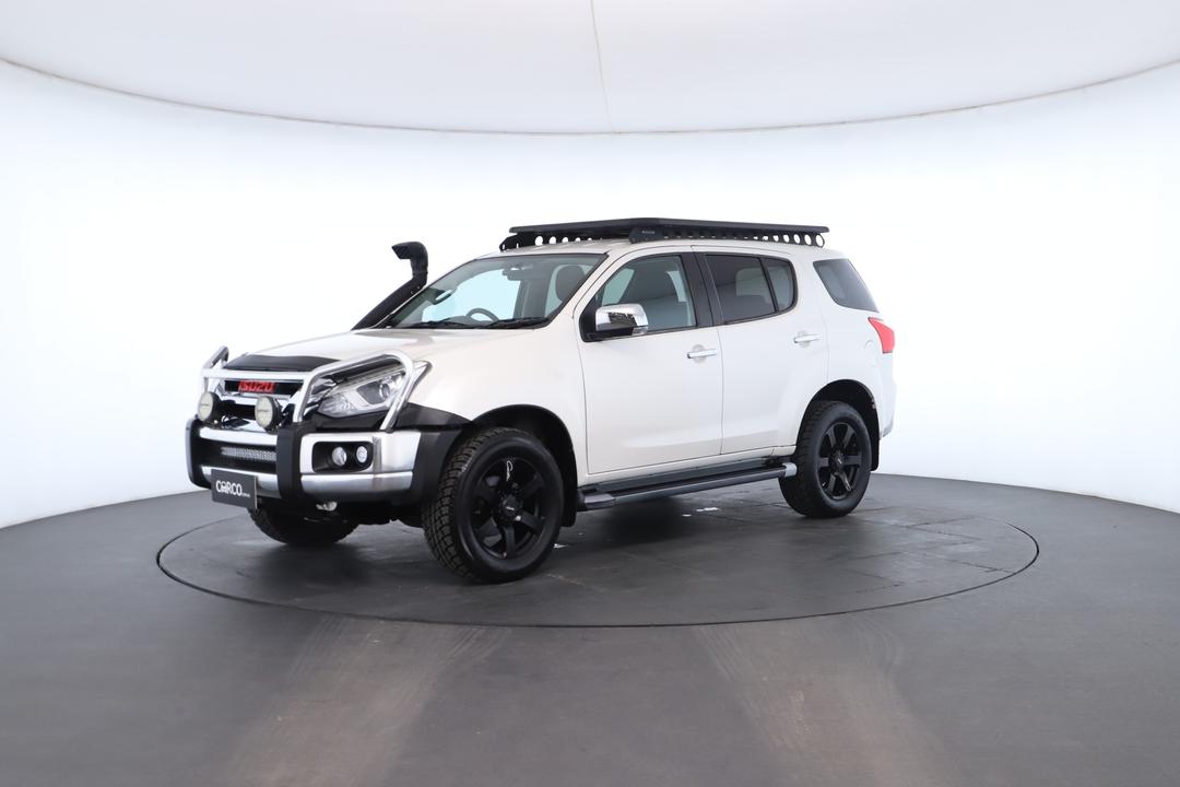 Exterior view frame 5