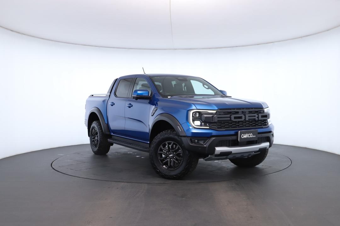 Exterior view frame 0