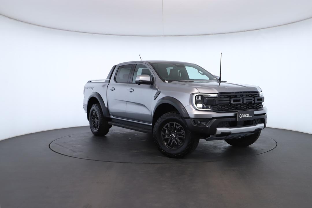 Exterior view frame 0