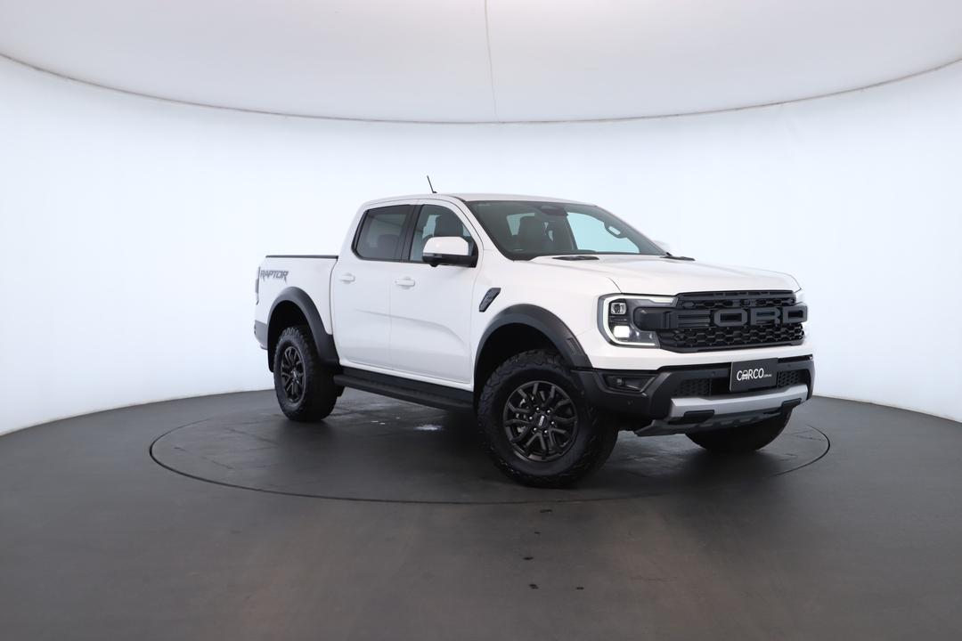 Exterior view frame 0