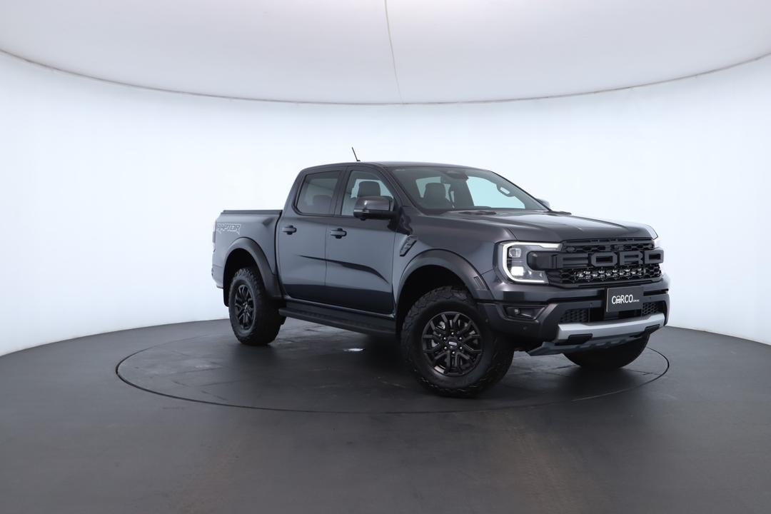 Exterior view frame 0