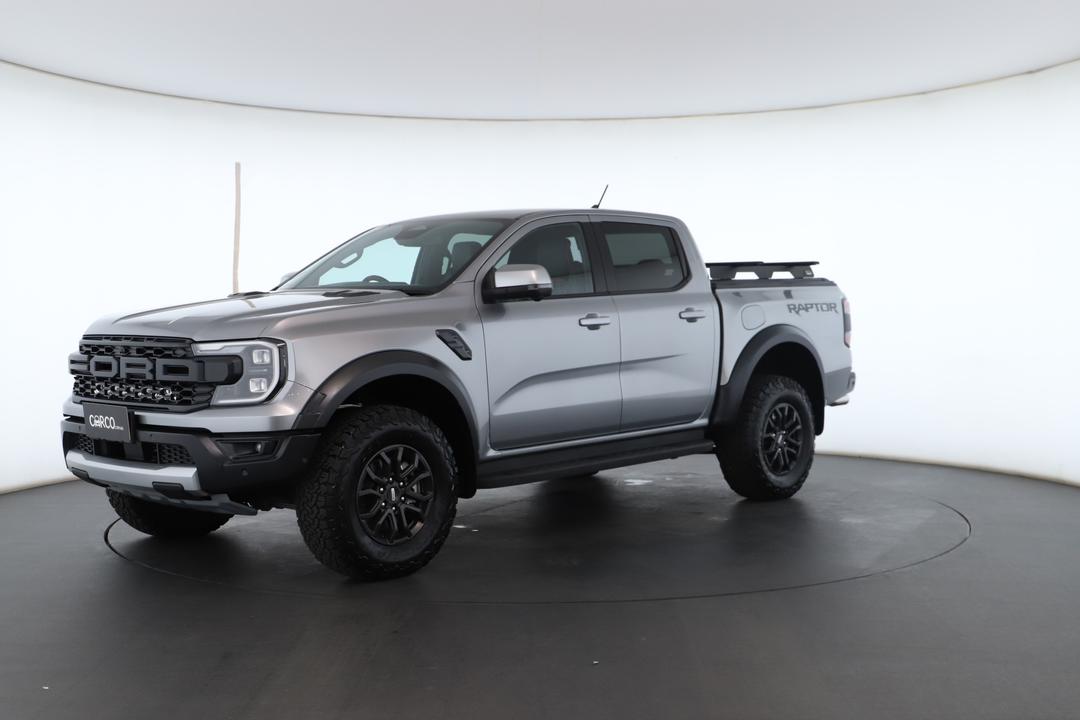 Exterior view frame 5