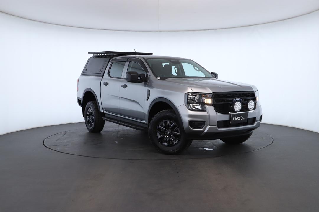 Exterior view frame 0