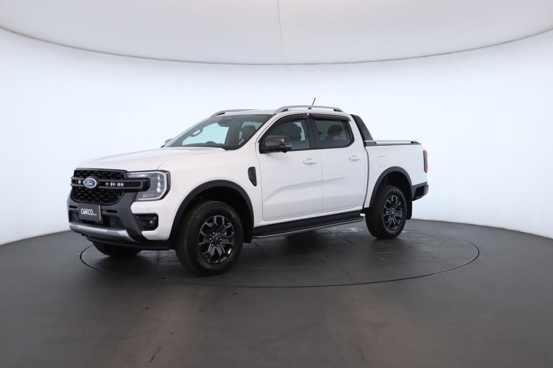 Exterior view frame 5