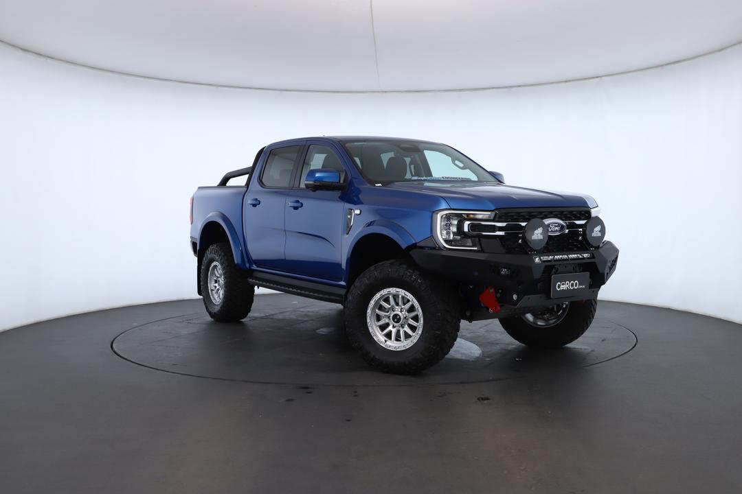 Exterior view frame 0