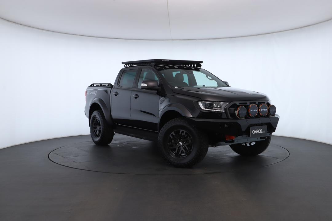 Exterior view frame 0