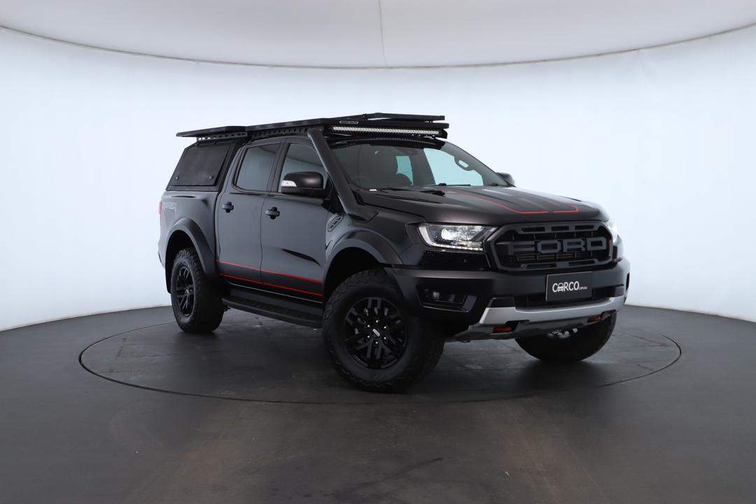 Exterior view frame 0