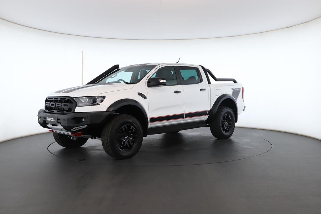 Exterior view frame 5