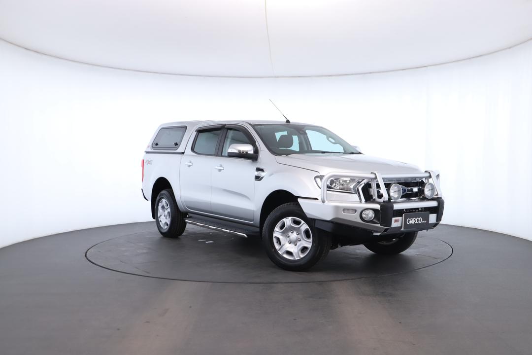 Exterior view frame 0