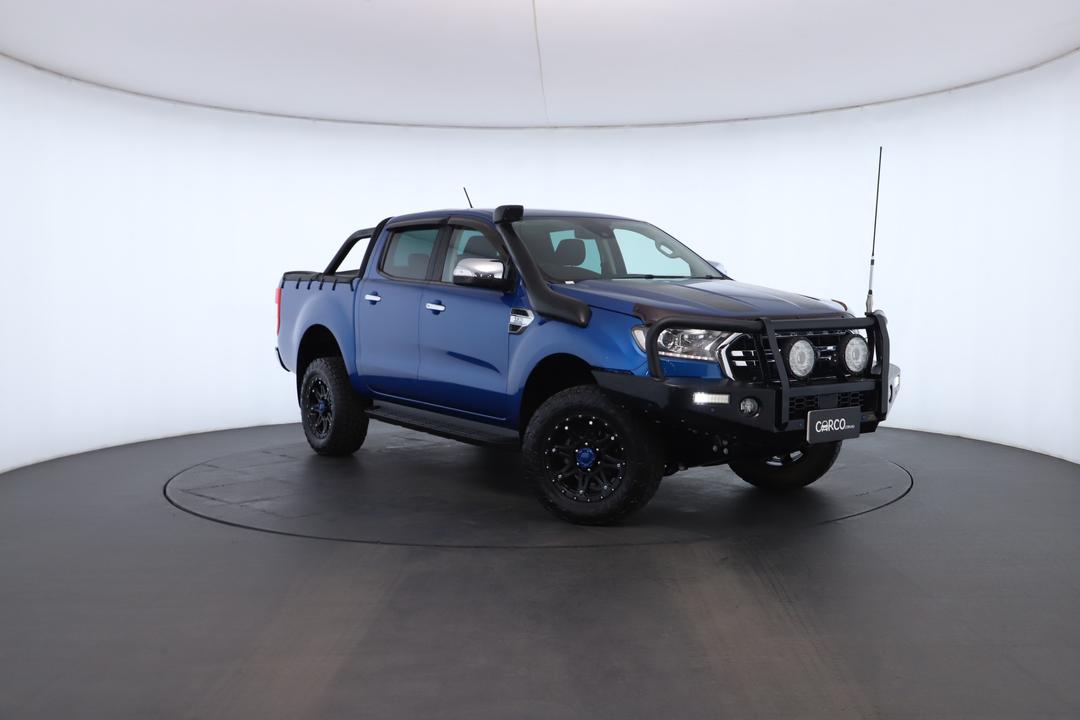 Exterior view frame 0