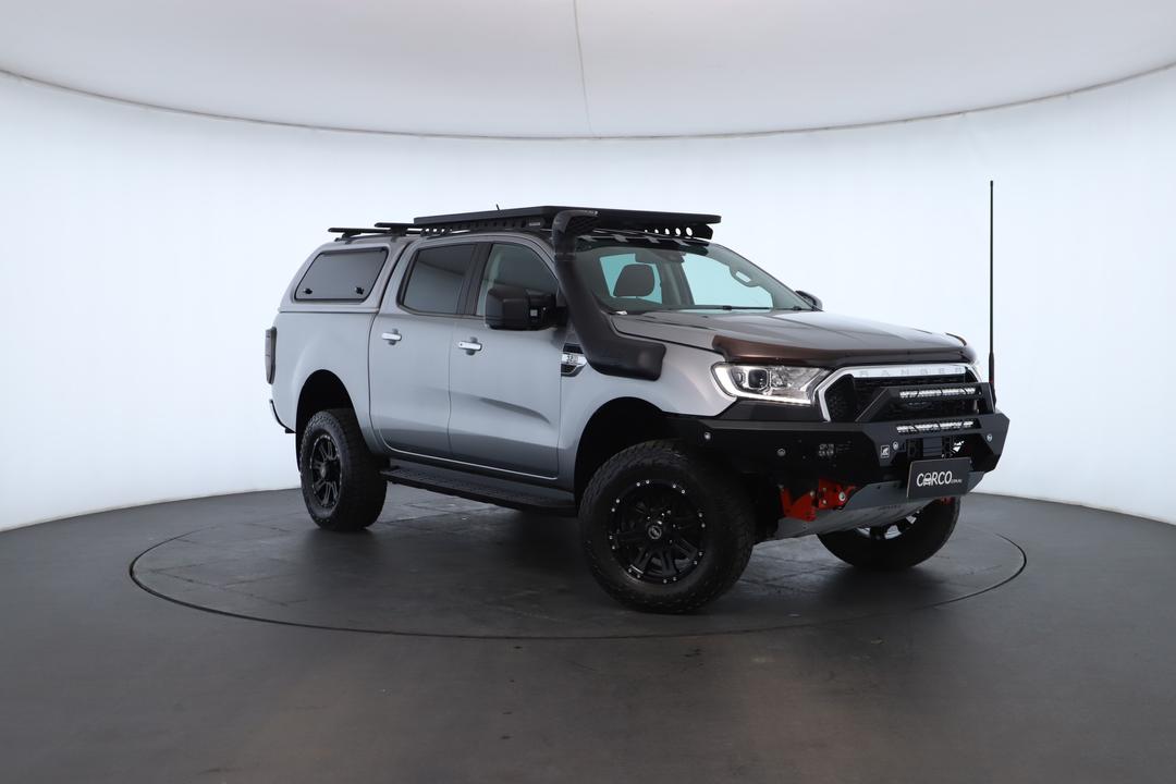 Exterior view frame 0