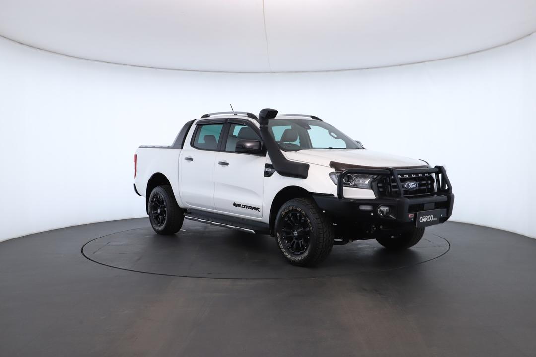 Exterior view frame 1