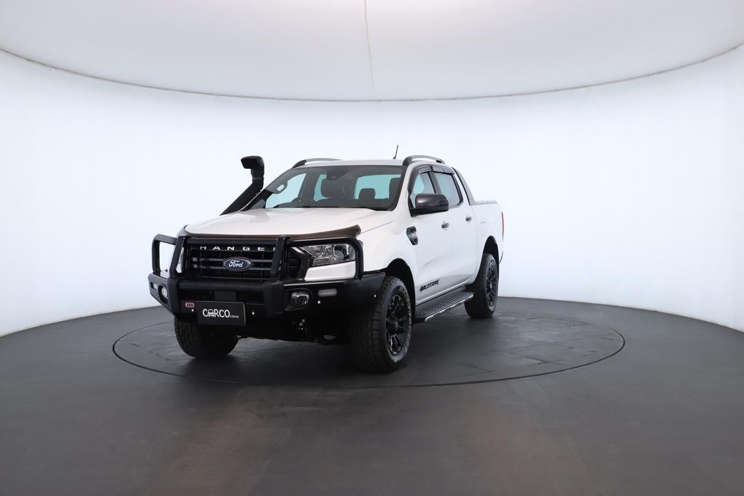 Exterior view frame 4