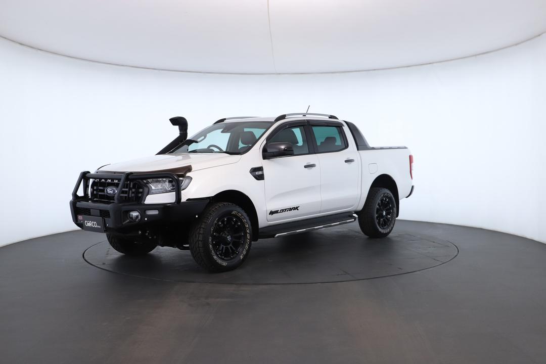 Exterior view frame 5