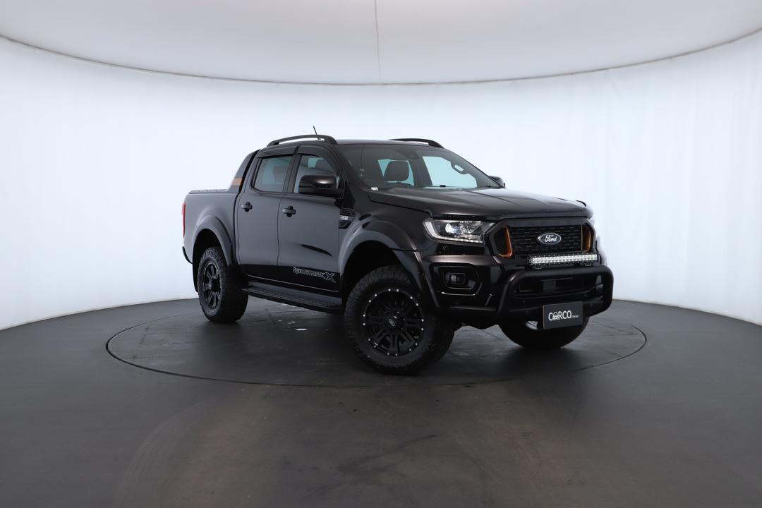 Exterior view frame 0