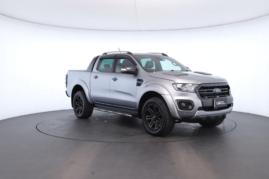 Exterior view frame 1