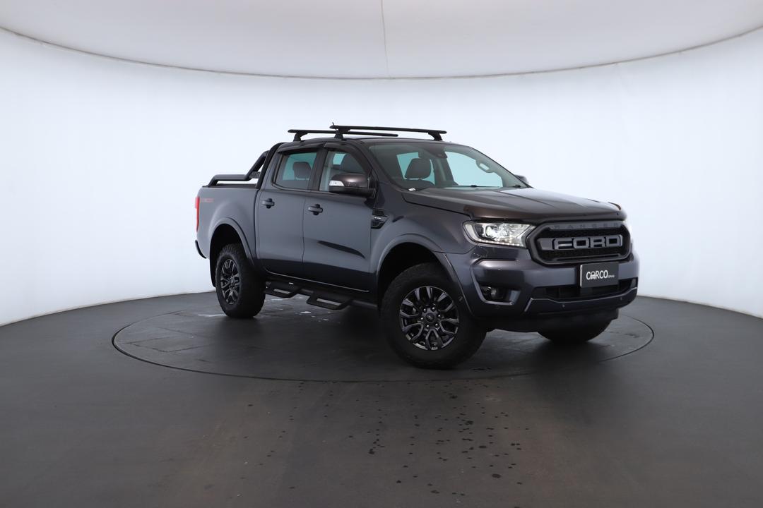 Exterior view frame 0